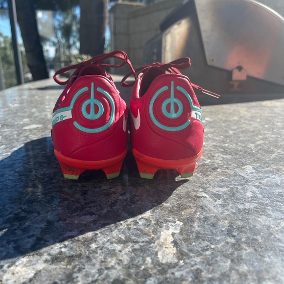 Nike Legend 9 Academy AG 'Red Blue' Soccer Cleats - Picture 3 of 7